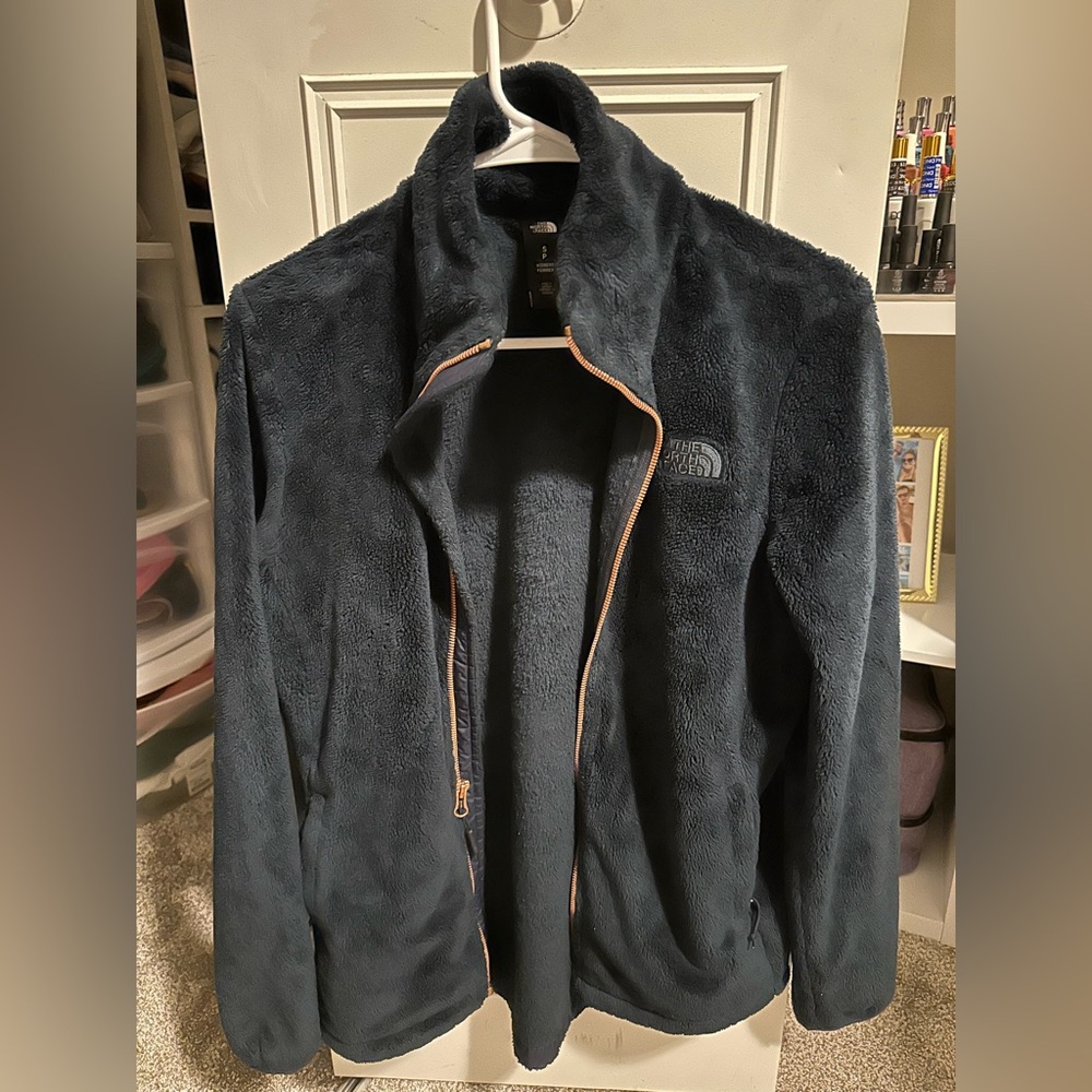 The North Face Women's Fleece Jacket - Navy Blue. Size small
